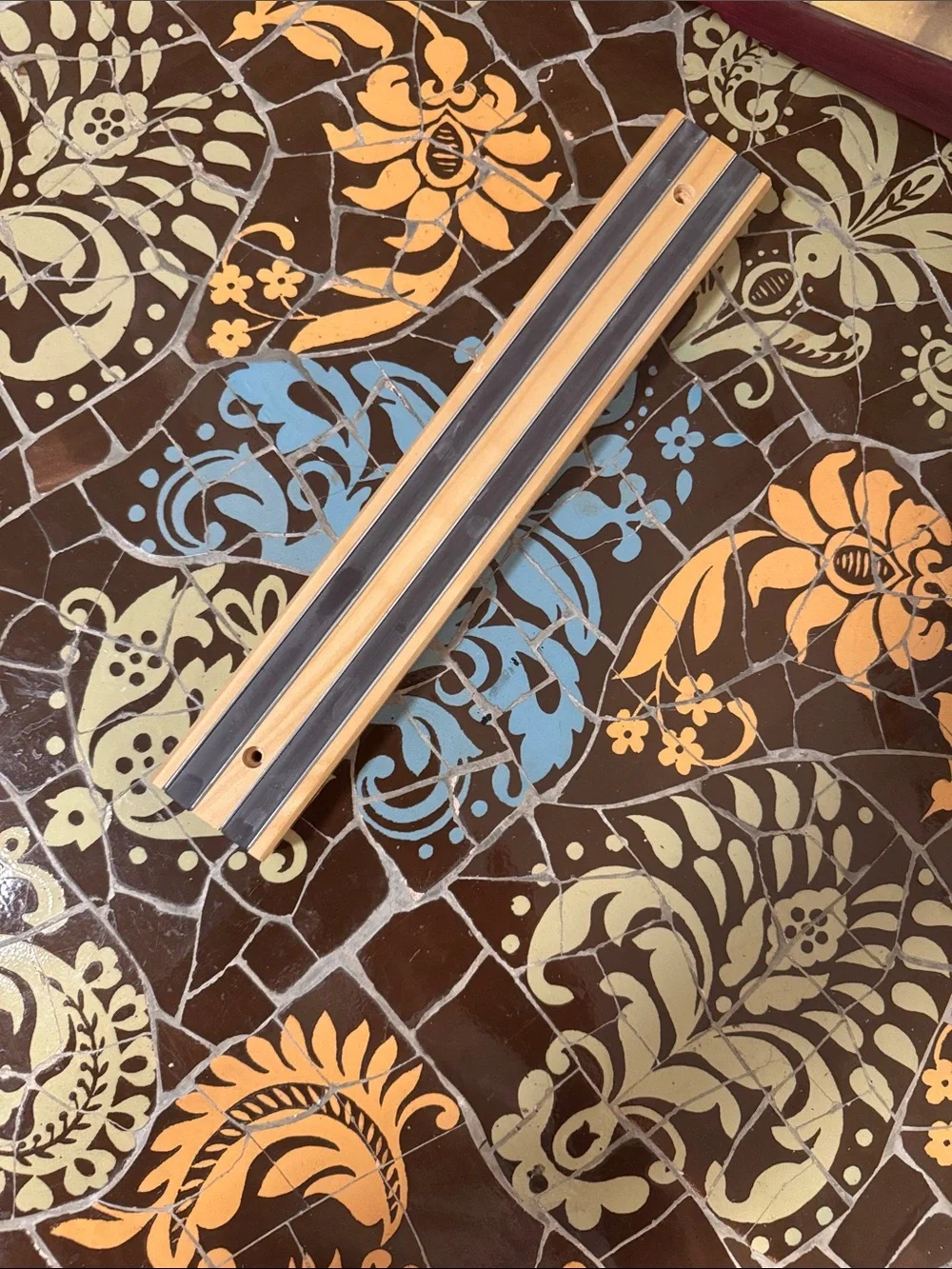 Magnetic Wall Mount Knife Holder